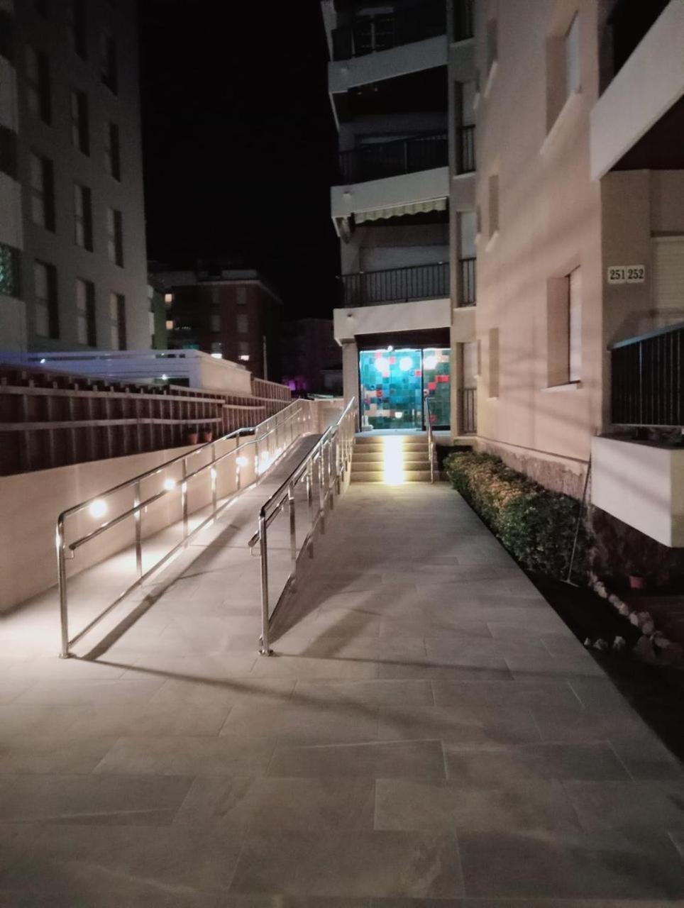 Apartamento Primera Linea De Playa Port-Segur Segur de Calafell Luaran gambar